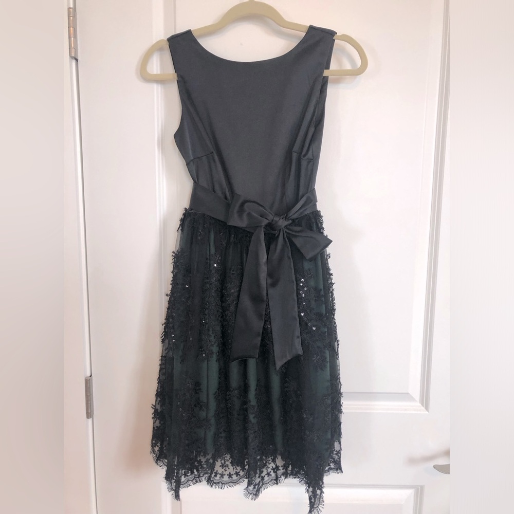 Modcloth Be Still My Heart dress by Darling size XS black and green, lace, bow